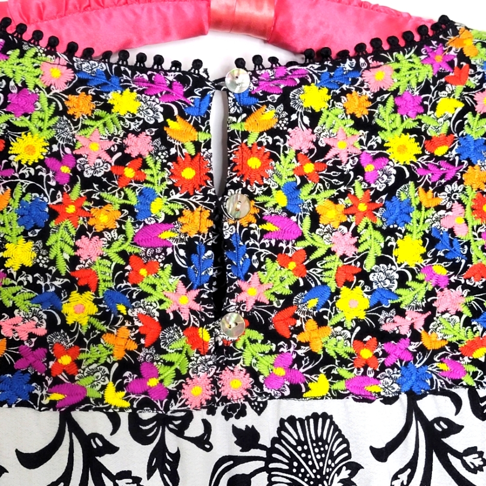 John Mark Womens Dress Size M Multicolor Floral Embroidery‎ Short Sleeves - Picture 3 of 9